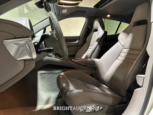 Porsche Panamera 4S 4.8 V8 400pk 2009, Z-798-BP