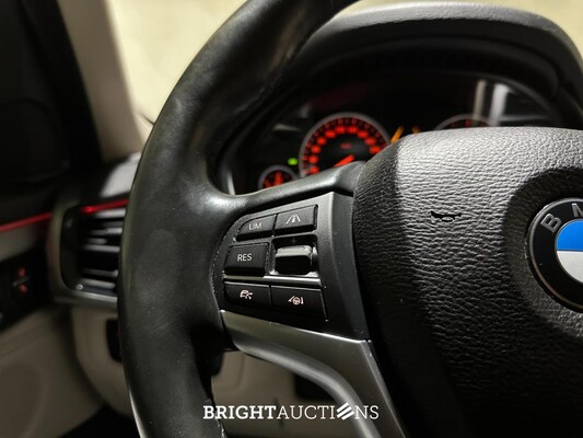 BMW X5 sDrive25d High Executive F15 231pk 2016, K-933-PP