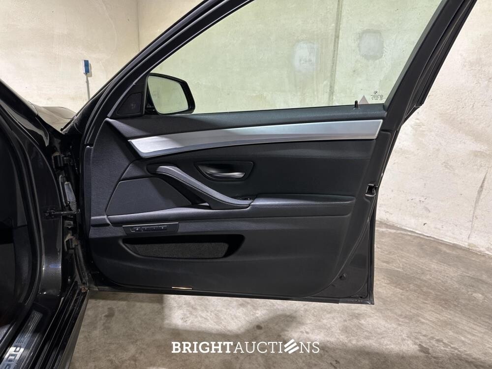 BMW M550xd Touring 5-serie 382pk 2013, TD-648-B