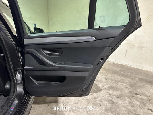 BMW M550xd Touring 3.0 M-Sport F11 5-serie 382pk 2013, TD-648-B