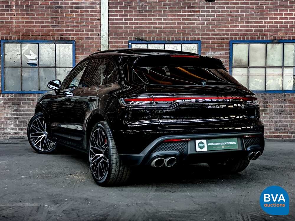 Porsche Macan S2.9 380hp Model year 2022.