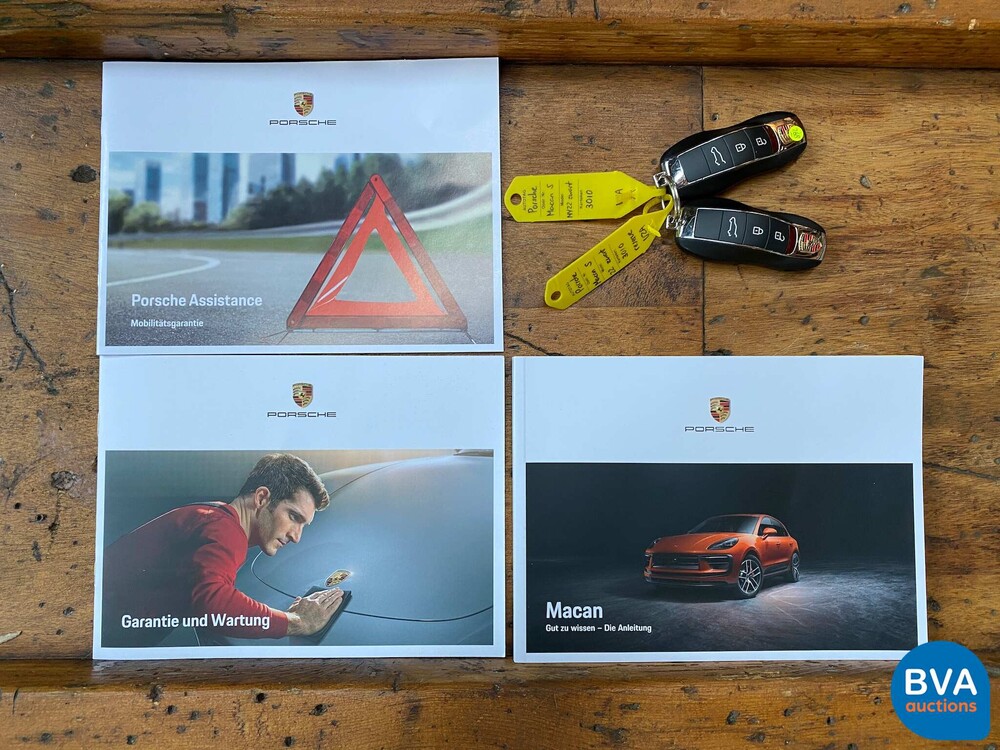 Porsche Macan S2.9 380hp Model year 2022.