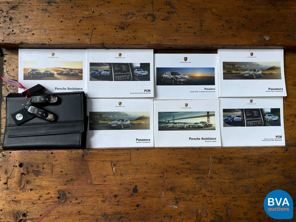 Porsche Panamera 4.8 Turbo S SportChrono 551pk 2011, XJ-976-R.