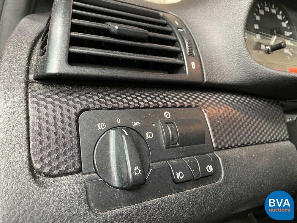 BMW 325Ti Compact M-Sport 3er Serie 192pk 2002, SF-065-B.