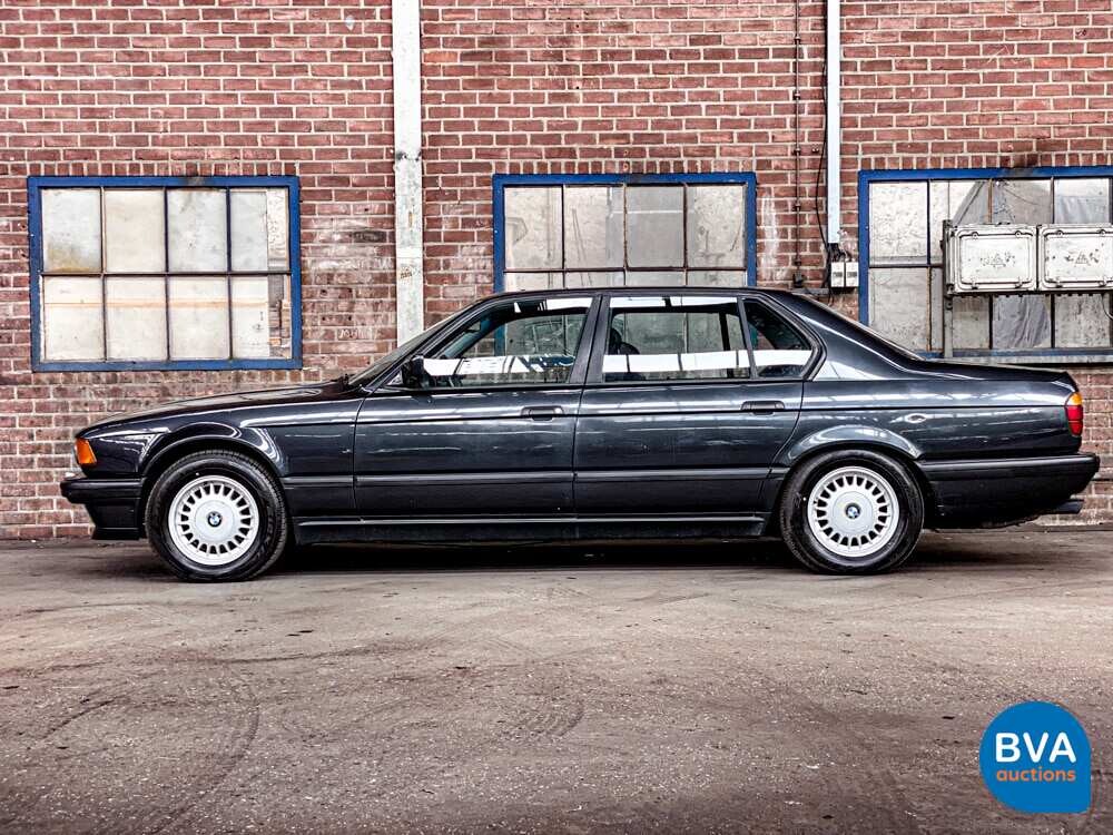 BMW 750iL Highline 7er 5.0 V12 300 PS E32 1992.