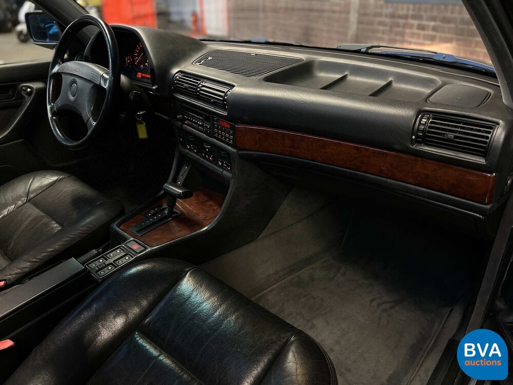 BMW 750iL Highline 7er 5.0 V12 300 PS E32 1992.