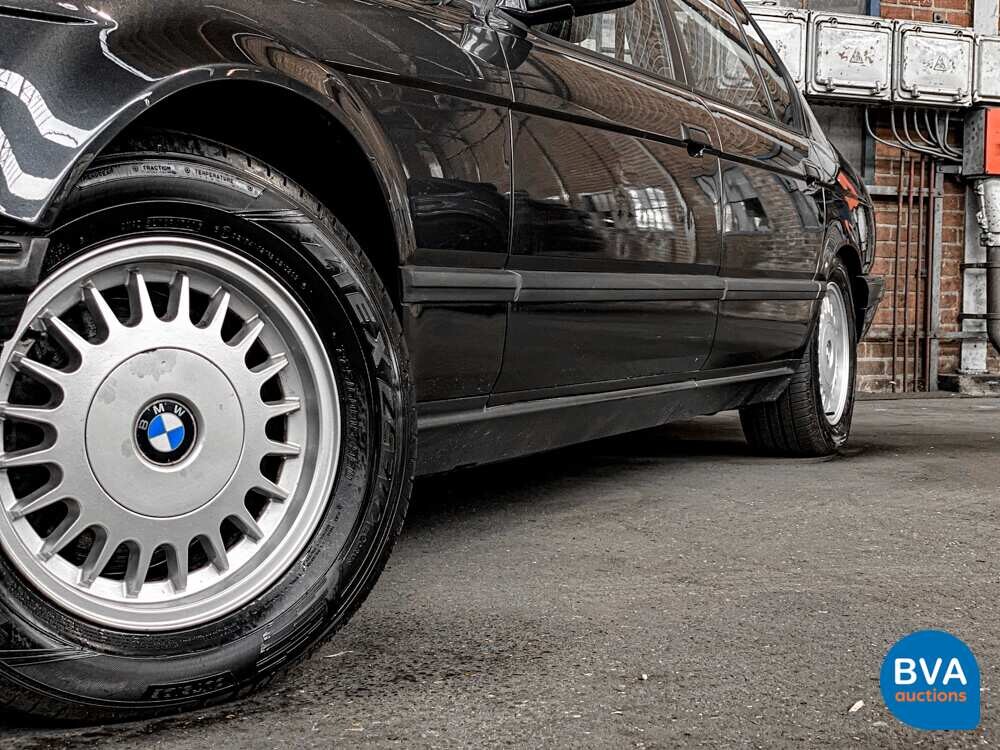 BMW 750iL Highline 7er 5.0 V12 300 PS E32 1992.