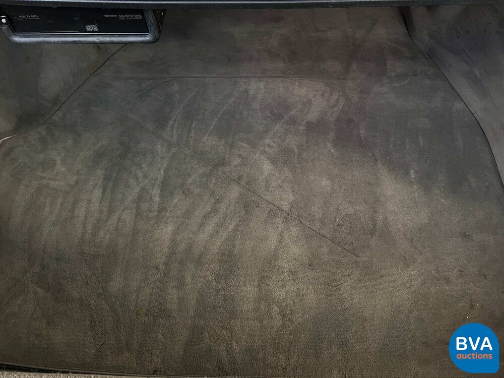 BMW 750iL Highline 7er 5.0 V12 300 PS E32 1992.