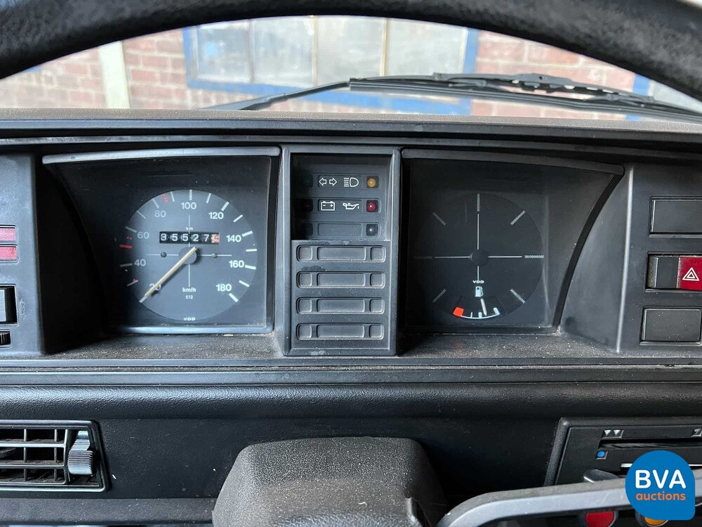 Volkswagen T3 Kleinbus 9 Personen 60pk 1980, GH-44-ZT.