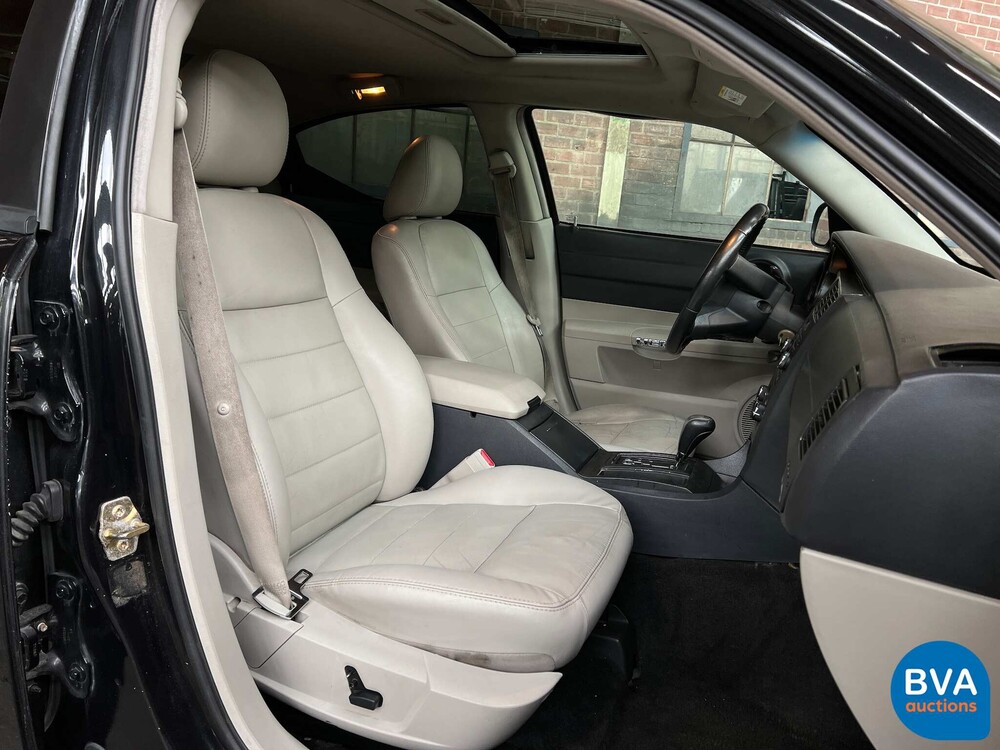 Dodge Charger 5.7 V8 Hemi 2006.