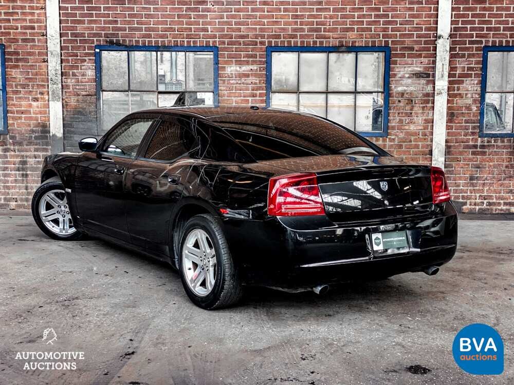 Dodge Charger 5.7 V8 Hemi 2006.
