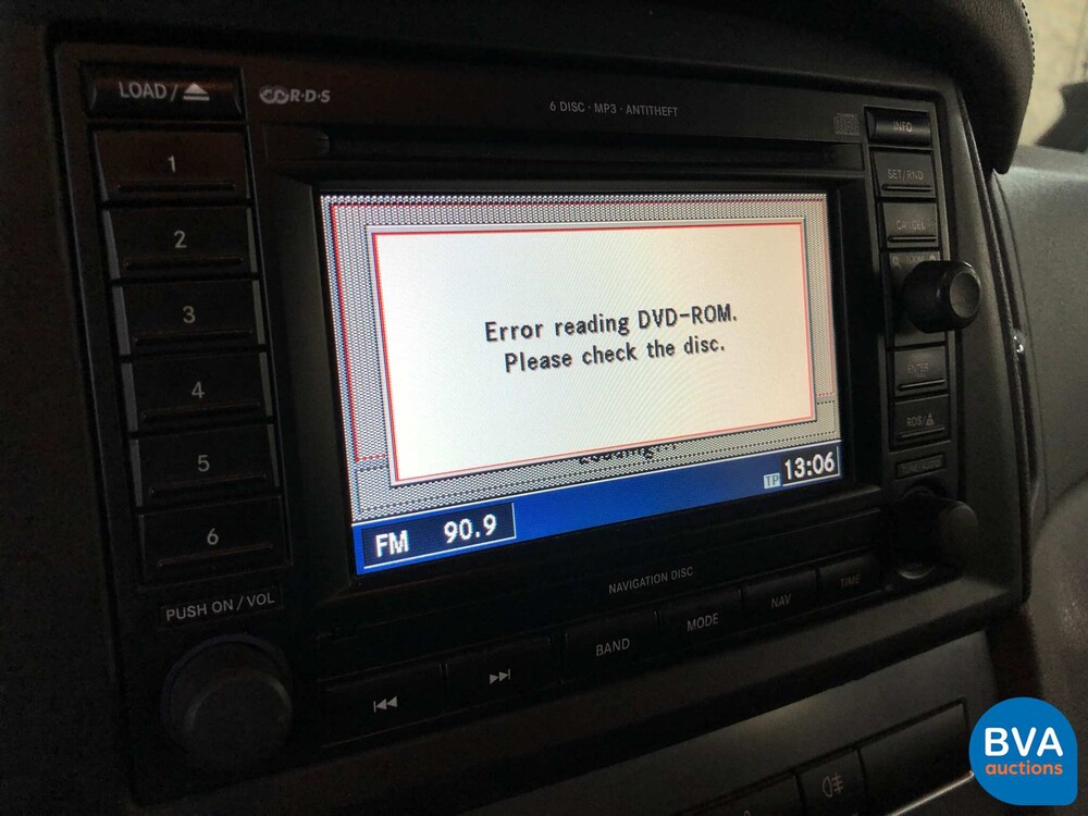 Jeep Grand Cherokee SRT6.1 V8 2007, graue Zulassung.