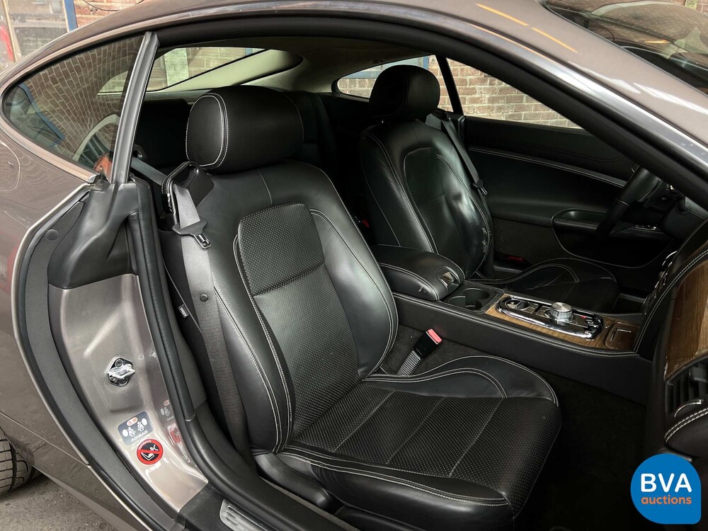 Jaguar XK5.0 V8 Coupé Portfolio 385PS 2009 -Org. NL-, 99-HRN-3.