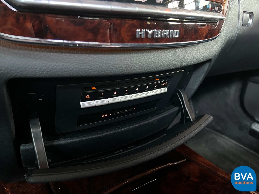 Mercedes-Benz S400 Hybrid LANG S-Klasse PRESTIGE PLUS Facelift 2010 279 PS, 70-NNT-2.