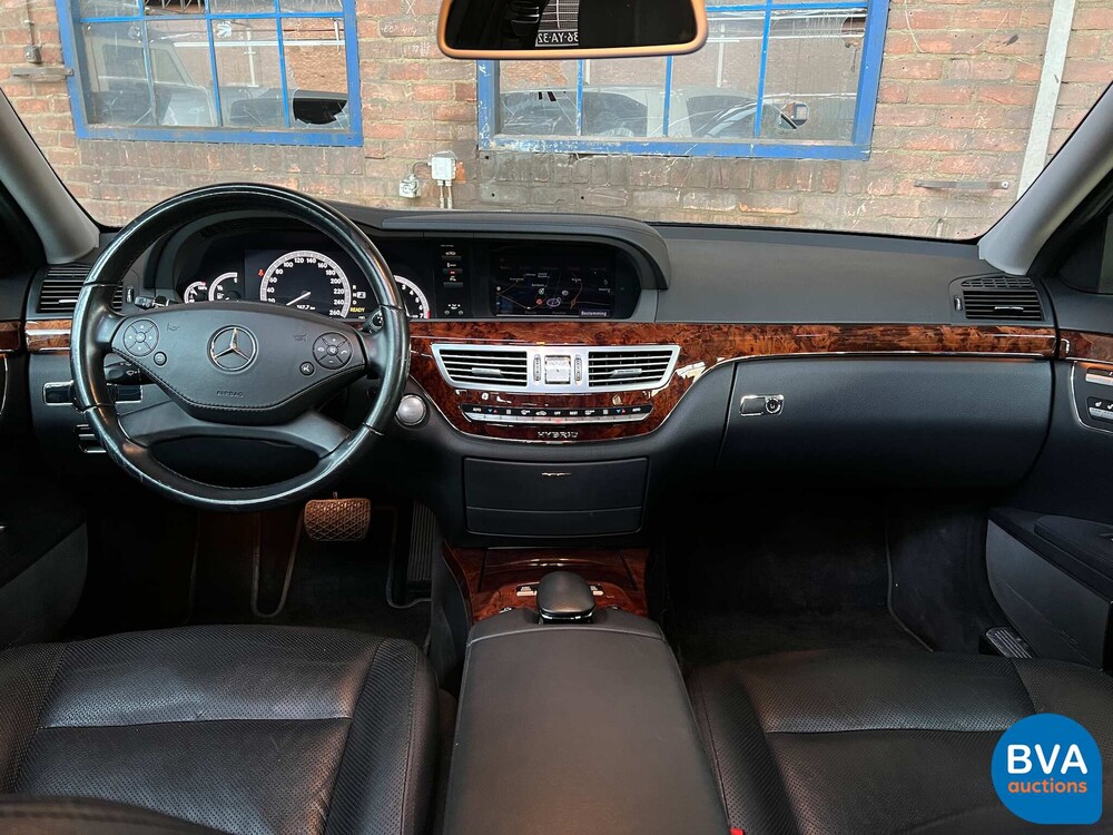Mercedes-Benz S400 Hybrid LANG S-Klasse PRESTIGE PLUS Facelift 2010 279 PS, 70-NNT-2.
