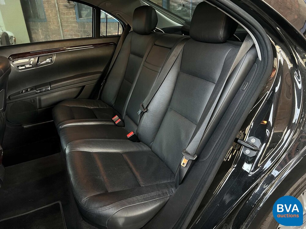 Mercedes-Benz S400 Hybrid LANG S-Klasse PRESTIGE PLUS Facelift 2010 279 PS, 70-NNT-2.