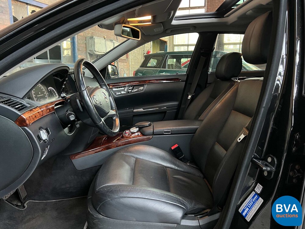 Mercedes-Benz S400 Hybrid LANG S-Klasse PRESTIGE PLUS Facelift 2010 279 PS, 70-NNT-2.