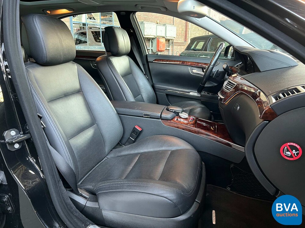 Mercedes-Benz S400 Hybrid LANG S-Klasse PRESTIGE PLUS Facelift 2010 279 PS, 70-NNT-2.