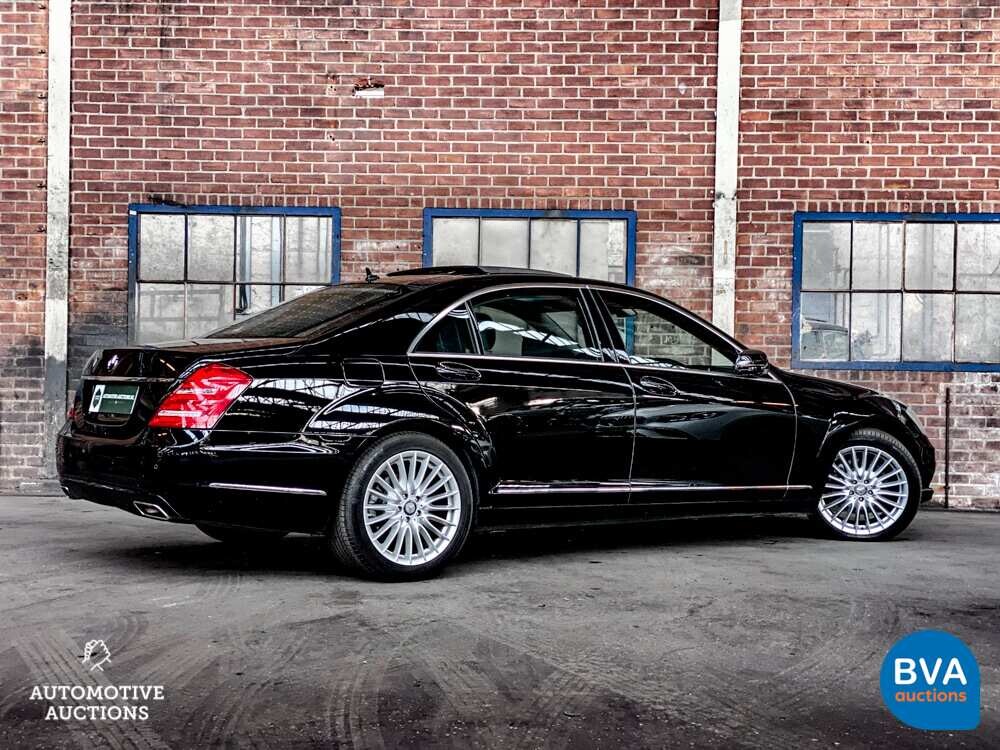 Mercedes-Benz S400 Hybrid LANG S-Klasse PRESTIGE PLUS Facelift 2010 279 PS, 70-NNT-2.