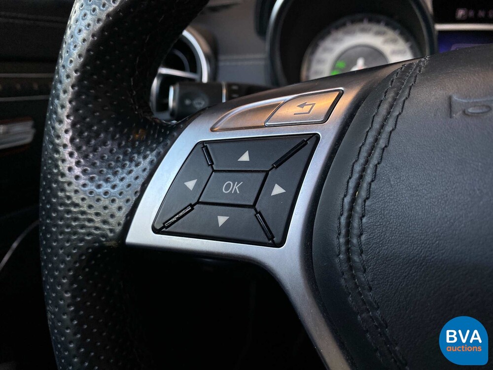 Mercedes-Benz SL400 Roadster 2015, N-518-LV.