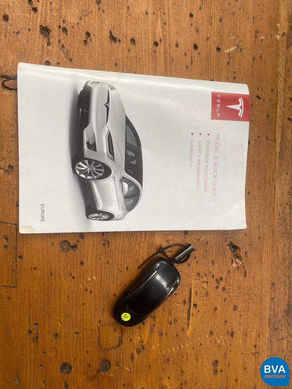 Tesla Model X 75D Base 6-Personen 333 PS 2016 - Org. NL-, ND-695-V.