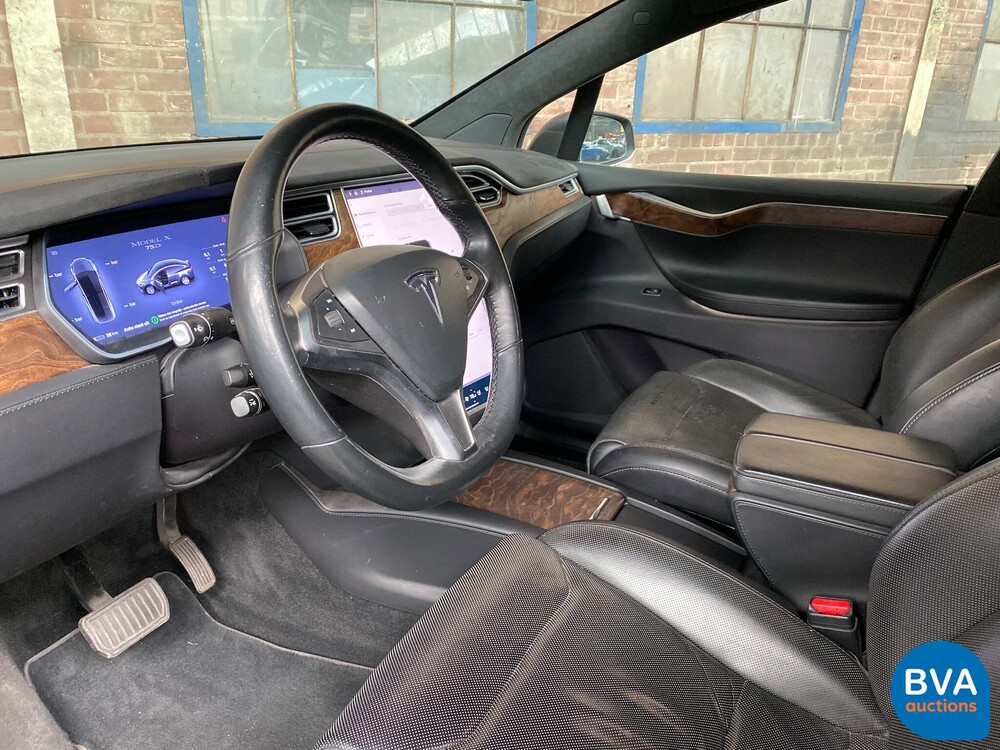 Tesla Model X 75D Base 6-Personen 333 PS 2016 - Org. NL-, ND-695-V.