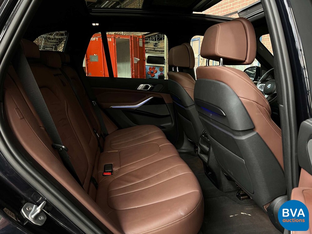 BMW X5 xDrive40i M-Sport High Executive 340PS 2019 -Org. NL-, XV-406-B.