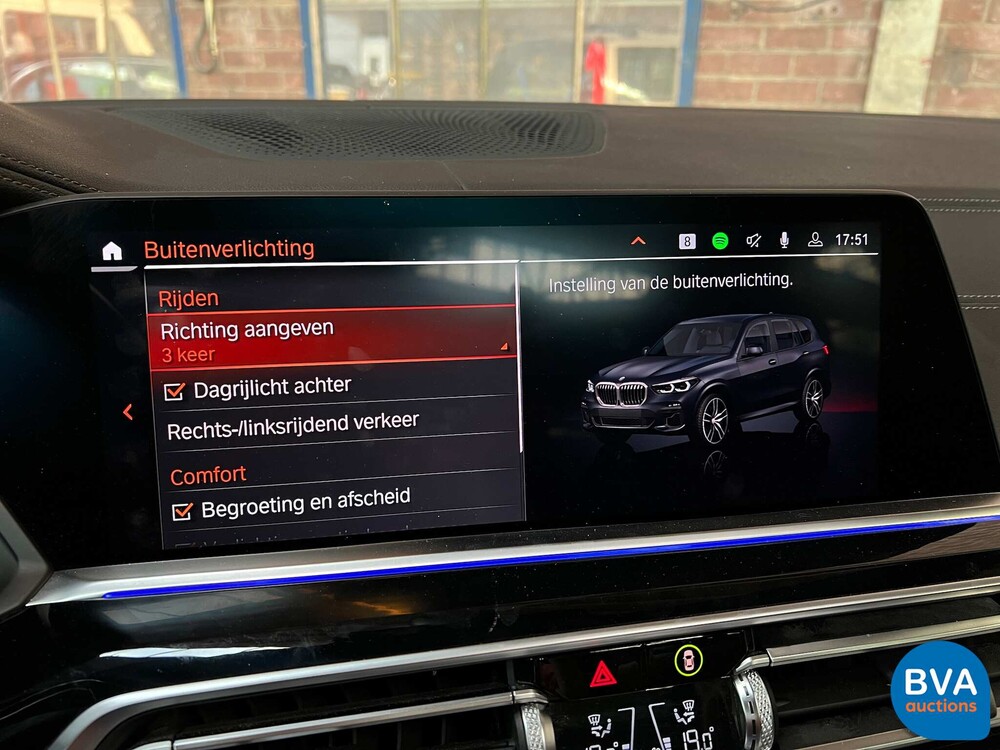 BMW X5 xDrive40i M-Sport High Executive 340PS 2019 -Org. NL-, XV-406-B.