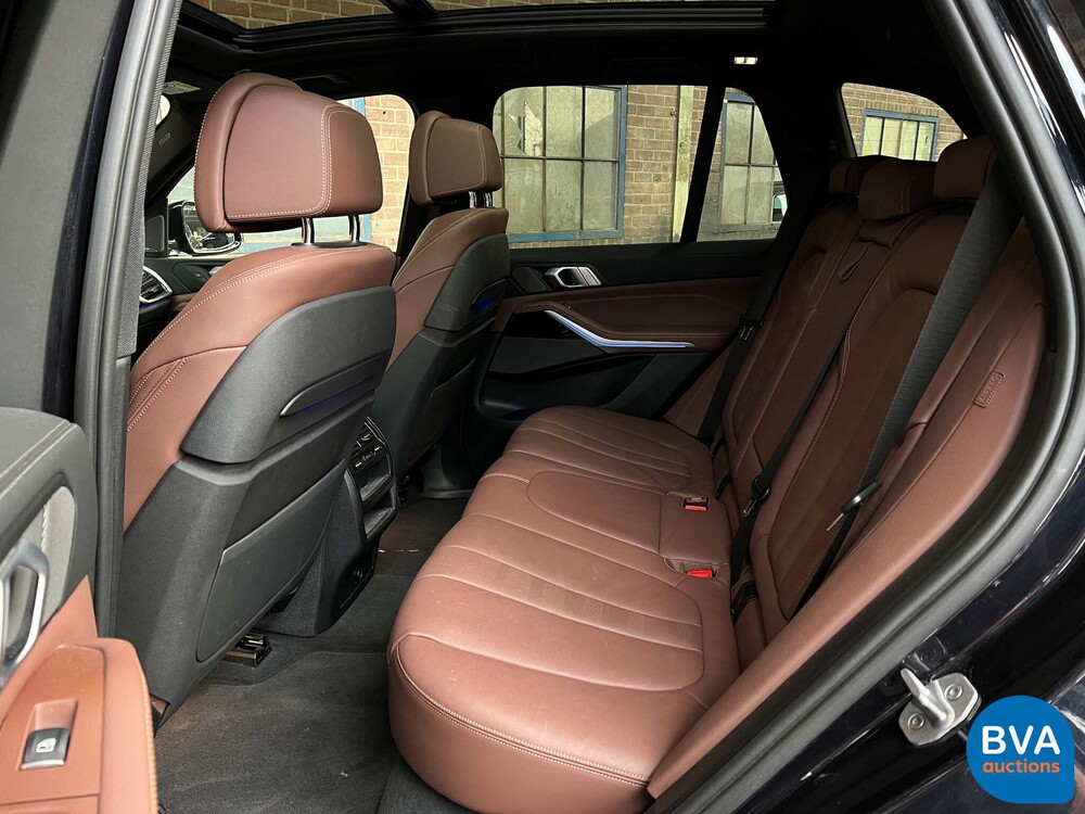 BMW X5 xDrive40i M-Sport High Executive 340PS 2019 -Org. NL-, XV-406-B.