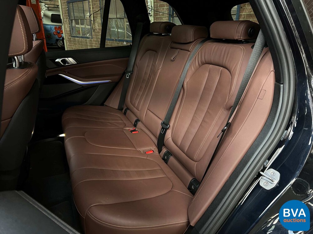 BMW X5 xDrive40i M-Sport High Executive 340PS 2019 -Org. NL-, XV-406-B.