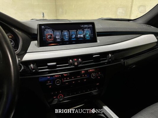 BMW X5 xDrive30d High Executive F15 258pk 2017, XK-925-S
