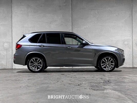 BMW X5 xDrive30d High Executive F15 258pk 2017, XK-925-S