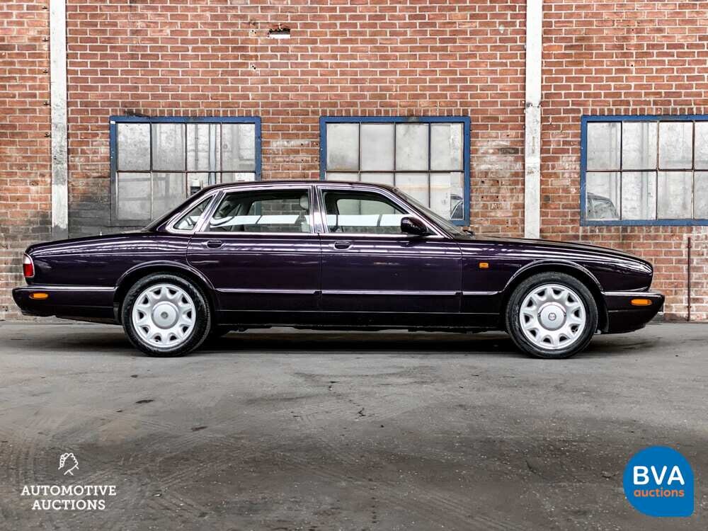 Jaguar Sovereign 4.0 V8 Automatik XJ 1997 -Org. NL-, SH-DN-20.
