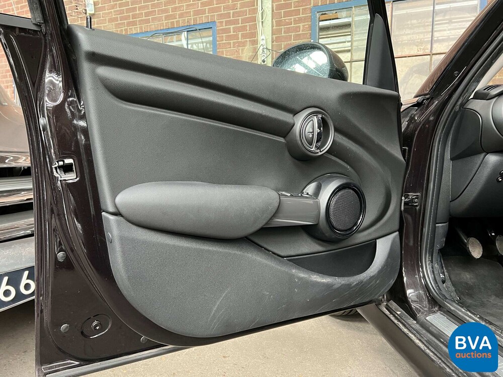 Mini 1.5 Cooper Business 136 PS 2015, GG-433-Z.