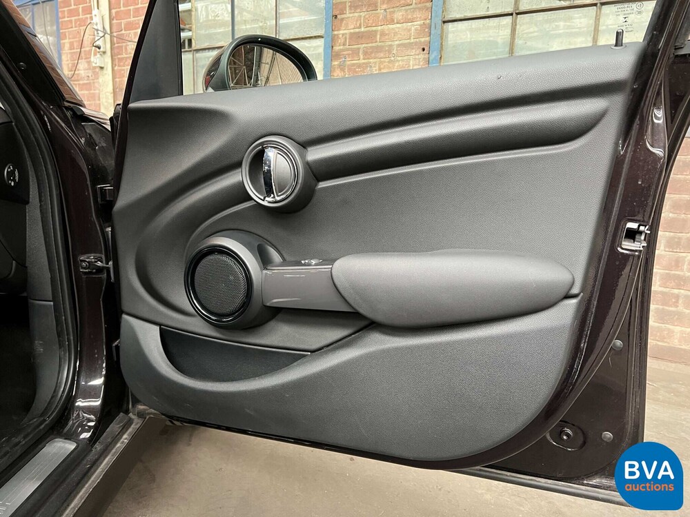 Mini 1.5 Cooper Business 136 PS 2015, GG-433-Z.