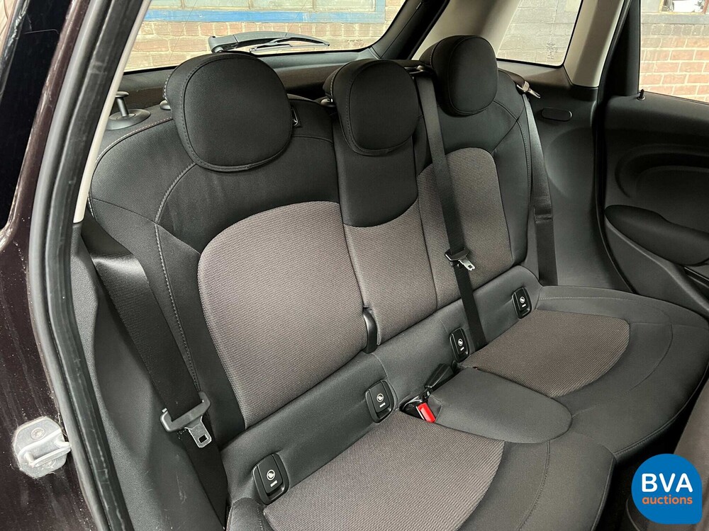 Mini 1.5 Cooper Business 136 PS 2015, GG-433-Z.