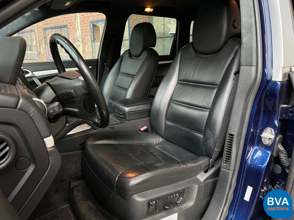 Porsche Cayenne Turbo 4.8 V8 500 PS 2007.