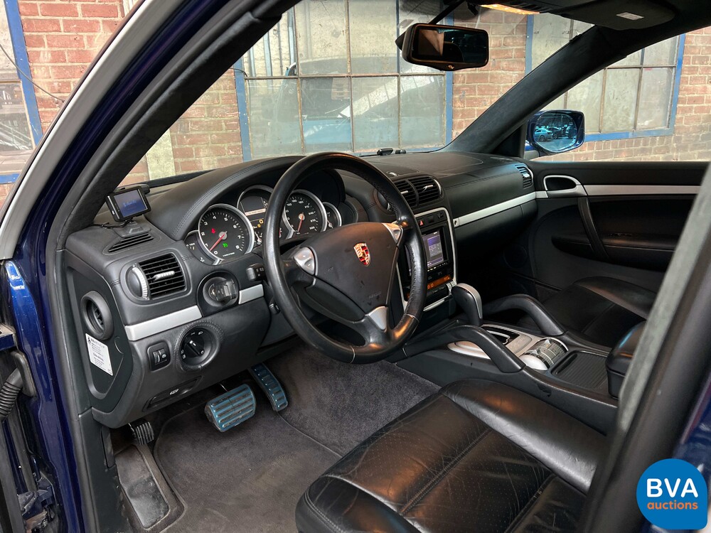 Porsche Cayenne Turbo 4.8 V8 500 PS 2007.