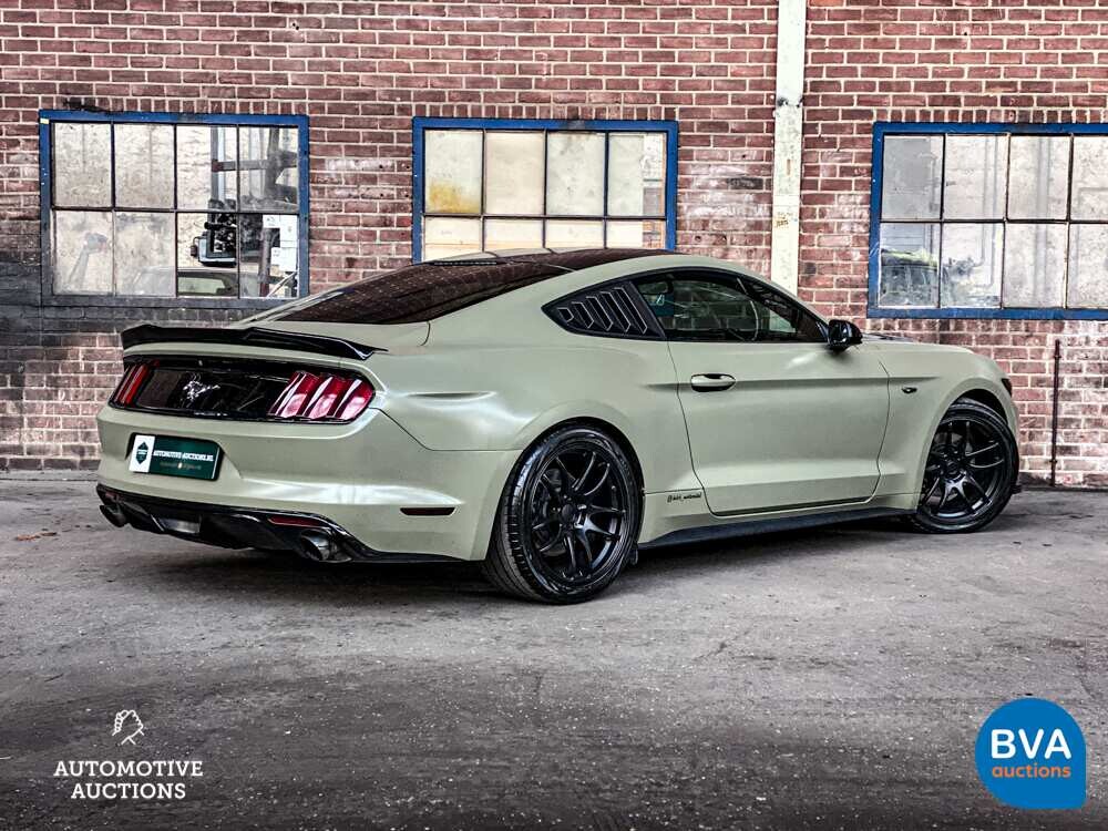 Ford Mustang Fließheck 2.3 Coupé 308 PS 2015, J-032-LF.