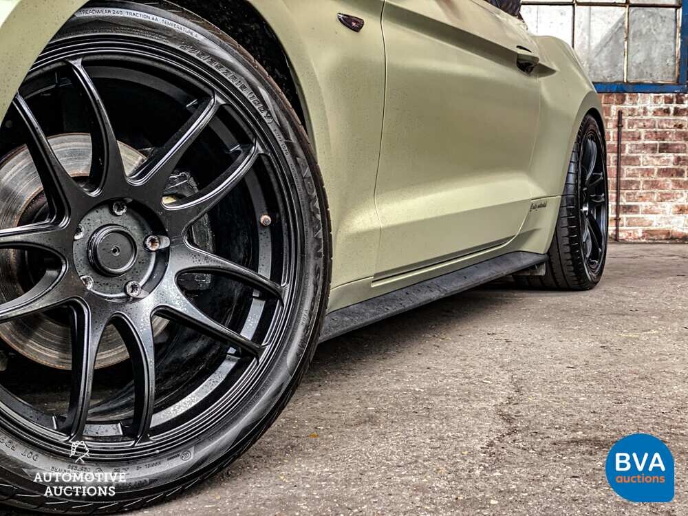 Ford Mustang Fließheck 2.3 Coupé 308 PS 2015, J-032-LF.