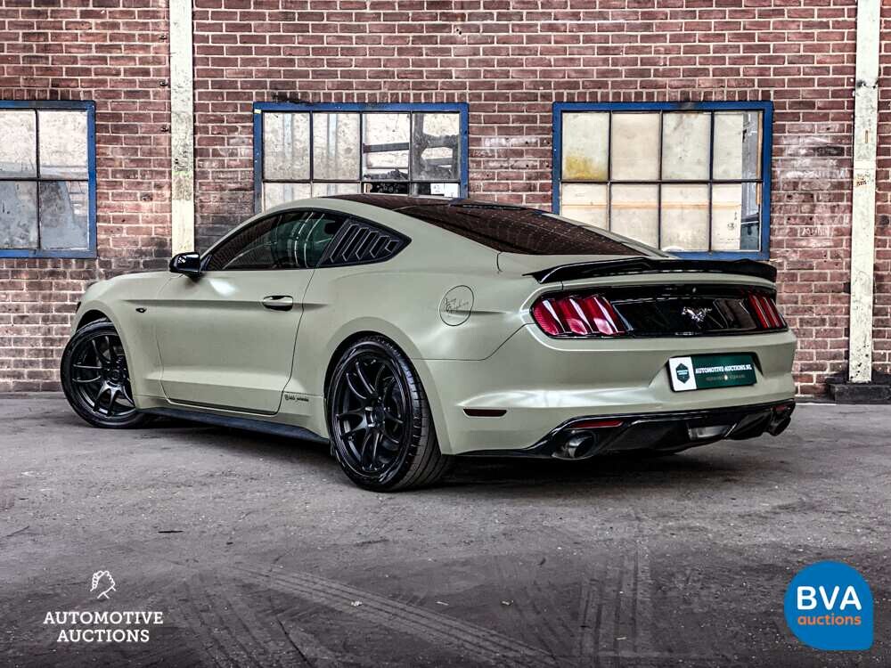 Ford Mustang Fließheck 2.3 Coupé 308 PS 2015, J-032-LF.