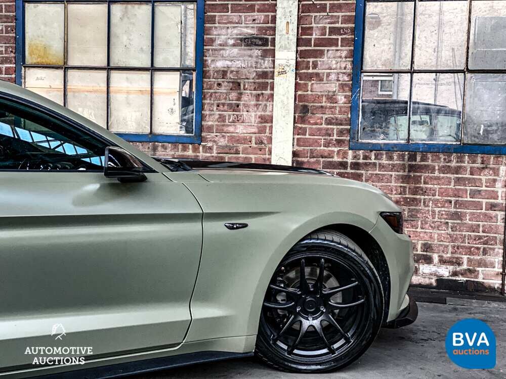 Ford Mustang Fließheck 2.3 Coupé 308 PS 2015, J-032-LF.