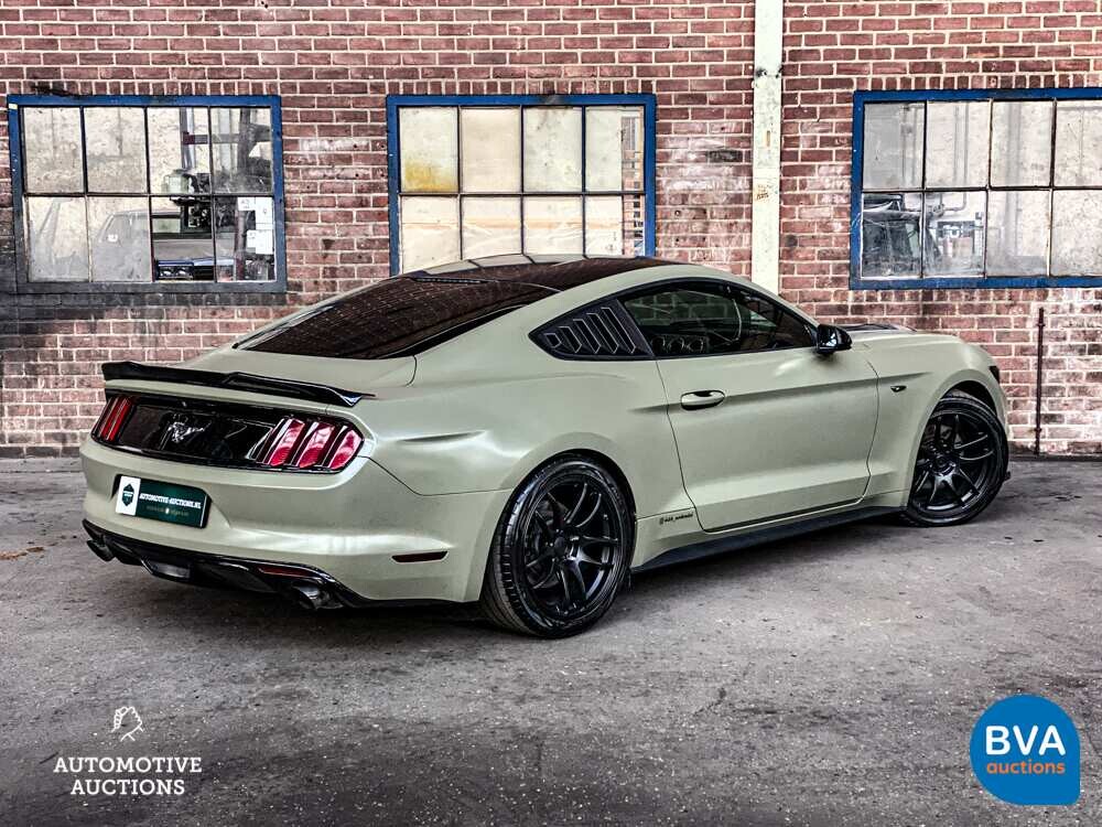 Ford Mustang Fließheck 2.3 Coupé 308 PS 2015, J-032-LF.