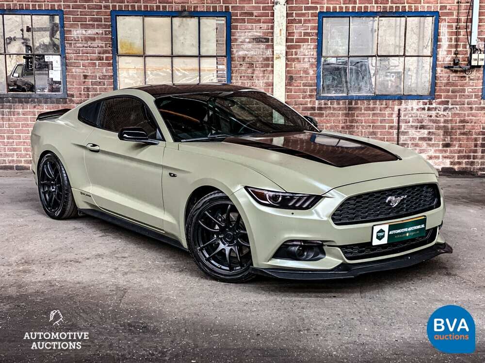 Ford Mustang Fließheck 2.3 Coupé 308 PS 2015, J-032-LF.