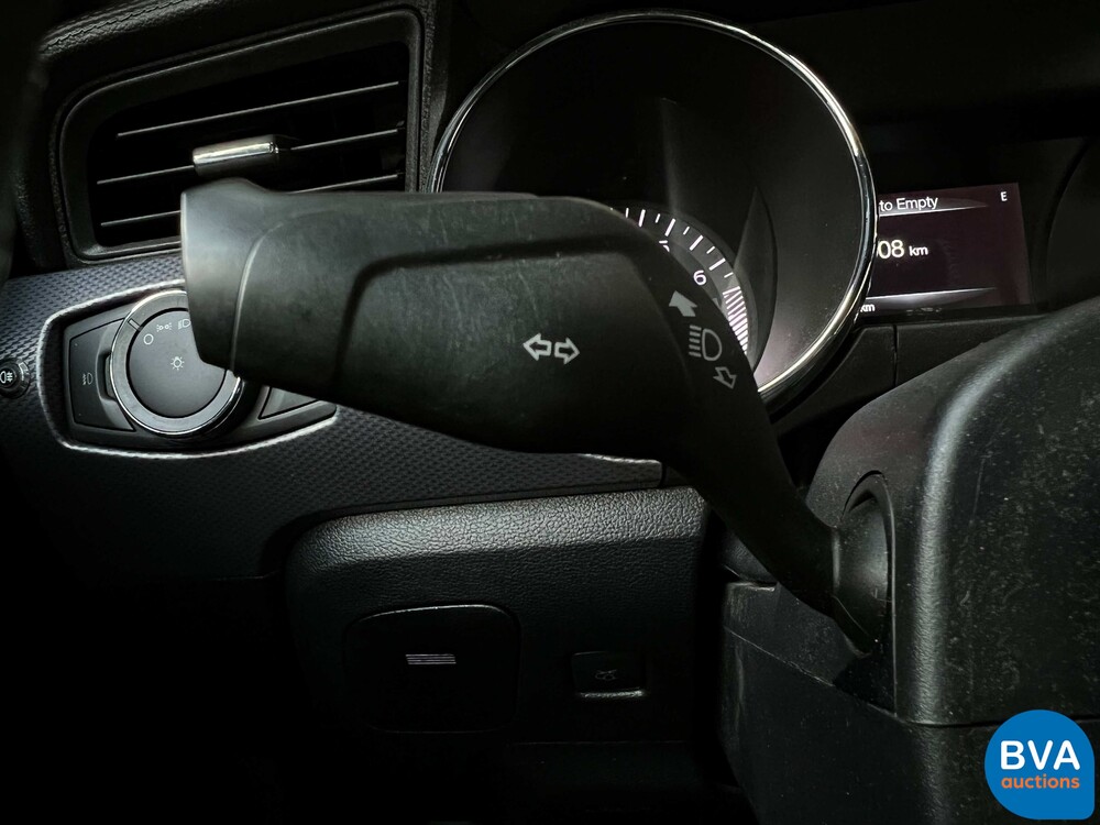 Ford Mustang Fließheck 2.3 Coupé 308 PS 2015, J-032-LF.