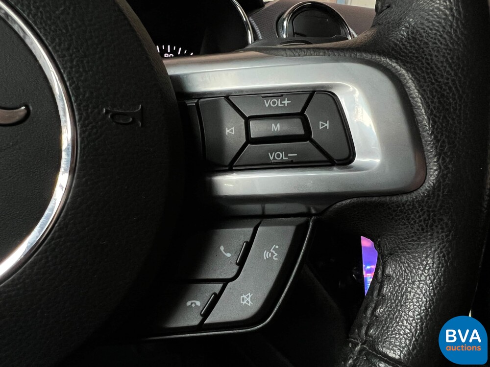 Ford Mustang Fließheck 2.3 Coupé 308 PS 2015, J-032-LF.