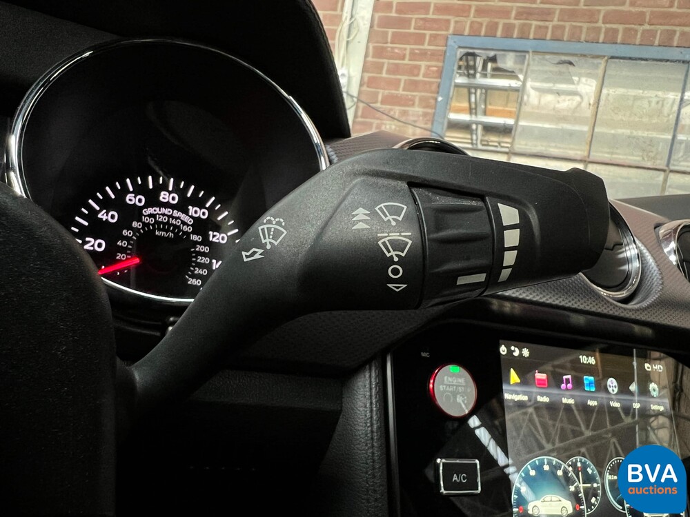 Ford Mustang Fließheck 2.3 Coupé 308 PS 2015, J-032-LF.