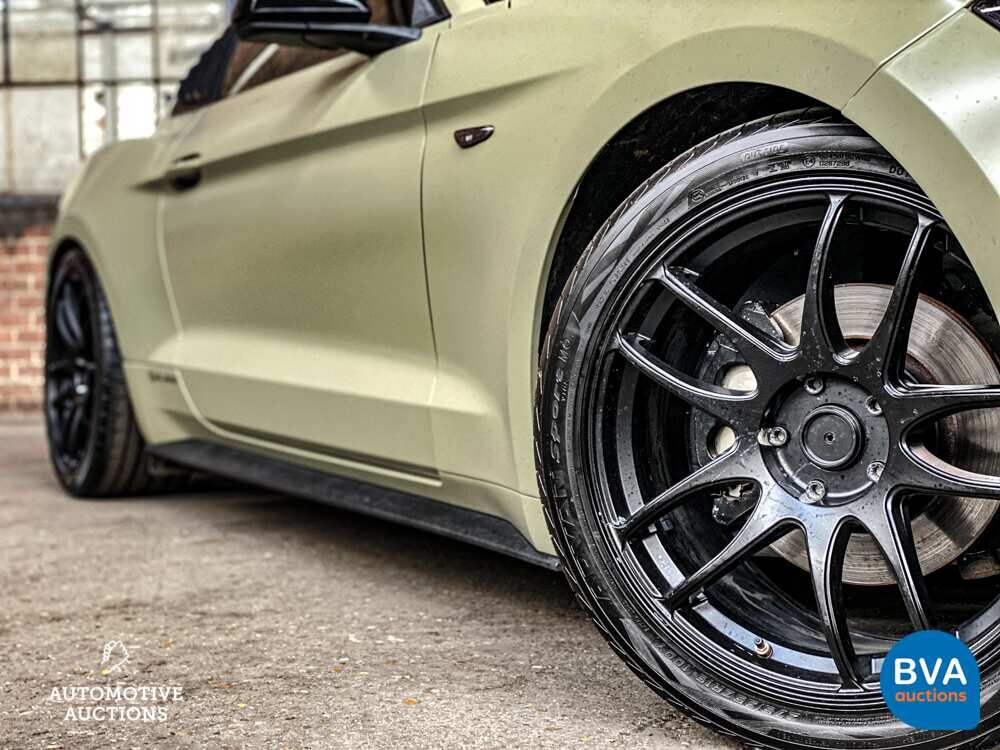 Ford Mustang Fließheck 2.3 Coupé 308 PS 2015, J-032-LF.