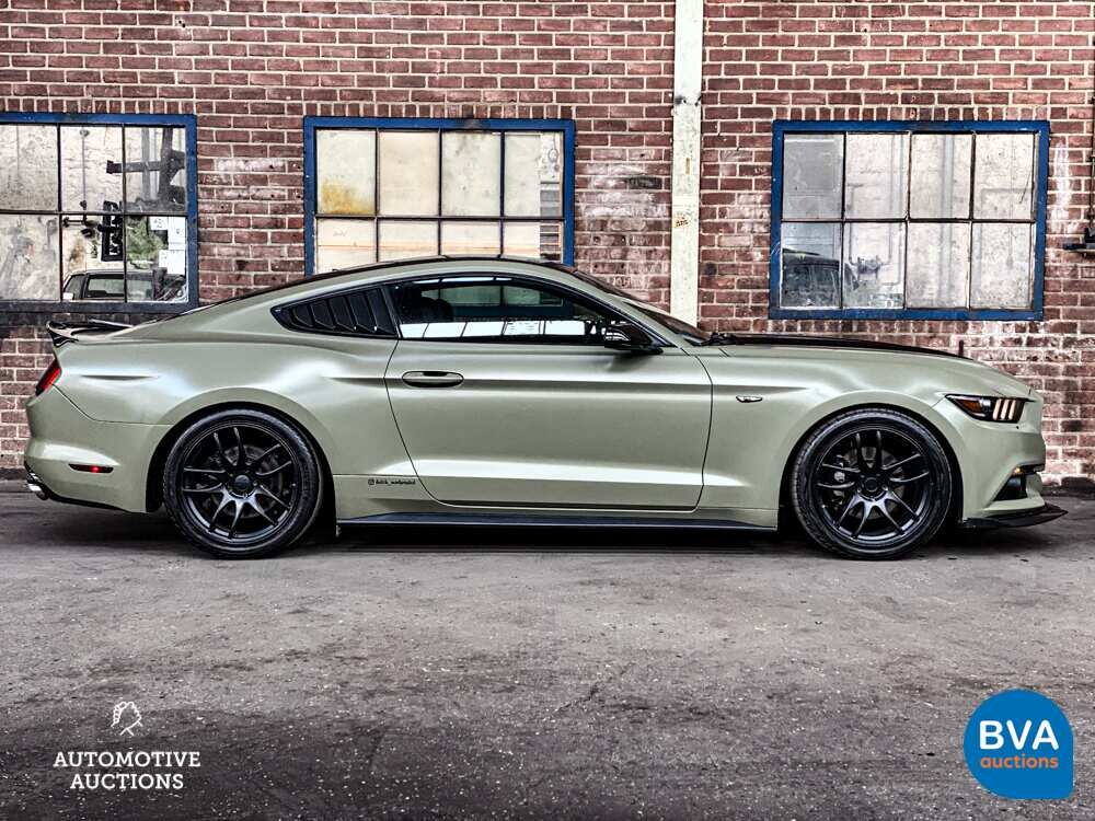 Ford Mustang Fließheck 2.3 Coupé 308 PS 2015, J-032-LF.