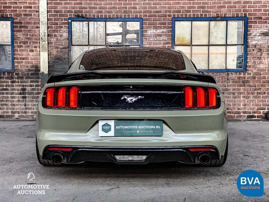 Ford Mustang Fastback 2.3 Coupe 308hp 2015, J-032-LF.